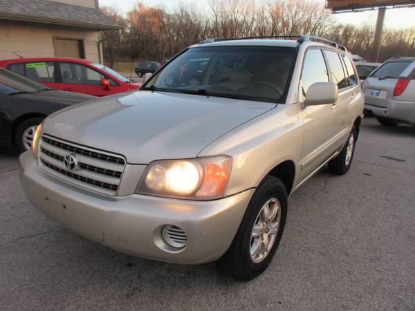 2002 Toyota Highlander AWD SUV - Automatic - Wheels - Cruise for sale in Des Moines, IA – photo 2