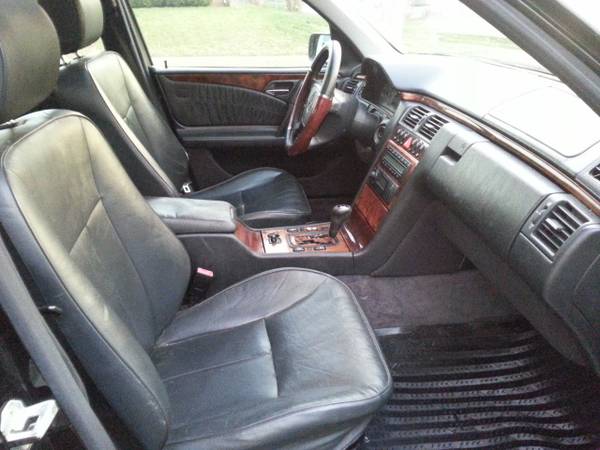 99 Mercedes Benz E320 4Matic 4WD HID Headlights Leather Moon... for sale in Lansing, MI – photo 18