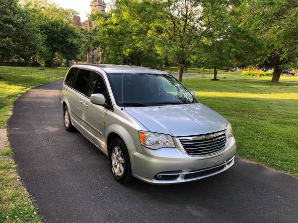2012 Chrysler Town and Country Fully Loaded Leather-DVD-3RD ROW 7-Pass for sale in Brooklyn, NY – photo 9