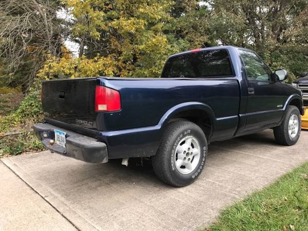 1999 Chevy S10 with Snow Plow for sale in Webster City, IA – photo 3