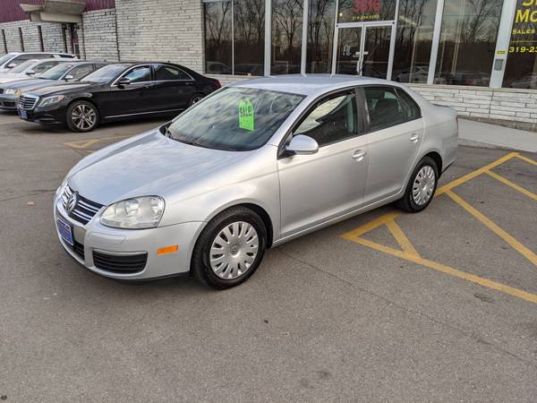 2008 Vw Jetta - cars & trucks - by dealer - vehicle automotive sale for sale in Evansdale, IA – photo 9
