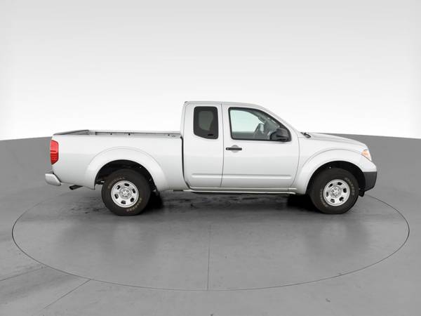 2017 Nissan Frontier King Cab SV Pickup 2D 6 ft pickup Gray -... for sale in Chattanooga, TN – photo 13