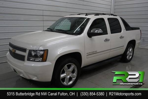 2011 Chevrolet Chevy Avalanche LTZ 4WD Your TRUCK Headquarters! We for sale in Canal Fulton, OH – photo 2