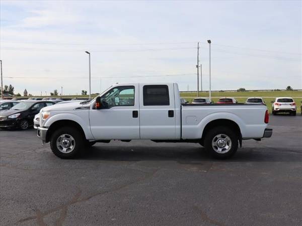 2014 Ford F250 F250 F 250 F-250 truck XLT - Ford White for sale in Grand Blanc, MI – photo 4