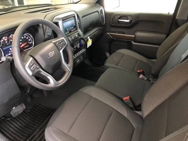 NEW-2019 CHEVROLET SILVERADO TRAIL BOSS, NO DRIVER LEFT BEHIND SALE!! for sale in Patterson, CA – photo 20