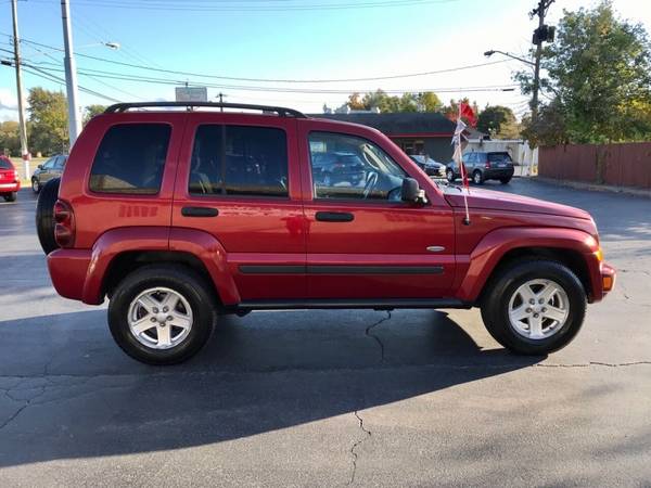2007 Jeep Liberty Sport 4dr SUV 4WD - cars & trucks - by dealer -... for sale in Depew, NY – photo 5