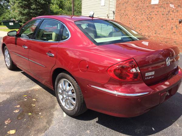 2007 Buick LaCrosse CXL, 87k Mi, Leather Loaded, NO RUST HERE! for sale in Painesville , OH – photo 6