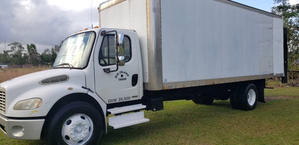 2005 Freightliner M2 106 Box Truck for sale in Hilo, HI