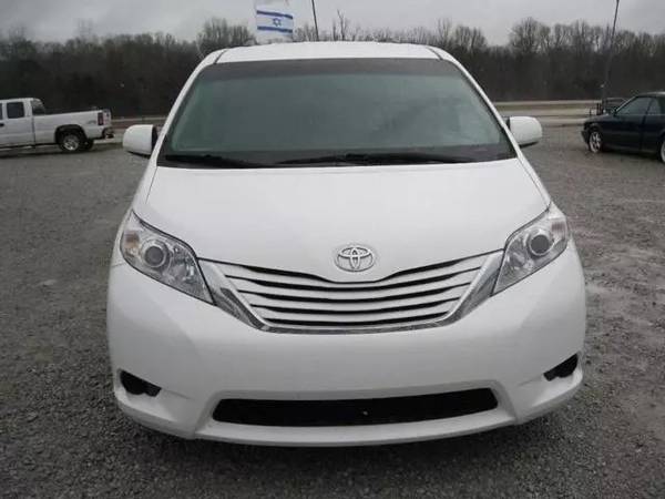 2017 Toyota Sienna LE - cars & trucks - by owner - vehicle... for sale in Floral Park, NY – photo 5
