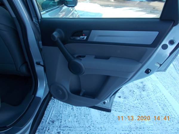 2011 Honda CRV - cars & trucks - by dealer - vehicle automotive sale for sale in Hinckley, MN – photo 13