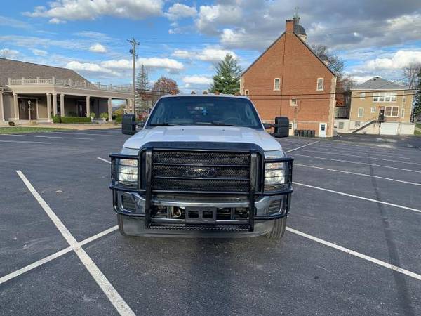 2012 Ford Super Duty F-550 DRW 4WD Crew Cab 200 WB 84 CA Lariat -... for sale in Osgood, IN – photo 3