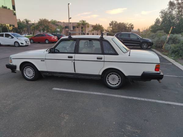 1991 Volvo 240 Super Clean - cars & trucks - by owner - vehicle... for sale in San Diego, CA – photo 6