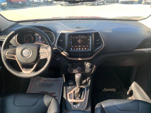 2017 Jeep Cherokee Limited 4x4 Deep Cherry Red for sale in Omaha, NE – photo 12