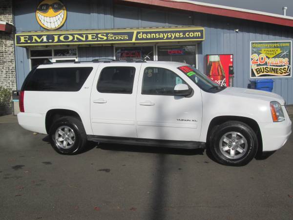 FM Jones and Sons 2013 GMC Yukon XL 3rd Row Seating 4x4 - cars &... for sale in Eugene, OR – photo 2