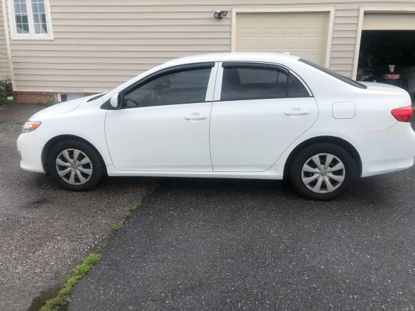 2010 TOYOTA COROLLA LE, V4 ENGINE, 2 0L, WHITE, 6000 - cars & for sale in Bowie, District Of Columbia – photo 3