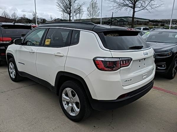 2018 Jeep Compass 4WD 4D Sport Utility/SUV Latitude - cars & for sale in Waterloo, IA – photo 4