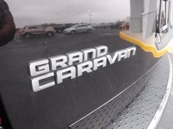 2017 Dodge Grand Caravan GT - cars & trucks - by dealer - vehicle... for sale in Daleville, IN – photo 5