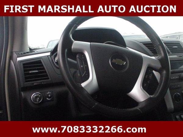 2009 Chevrolet Chevy Traverse LT w/1LT - Auction Pricing - cars & for sale in Harvey, IL – photo 6