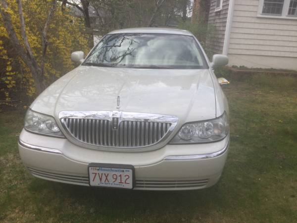 2006 Lincoln Towncar for sale in Harwich, MA – photo 3
