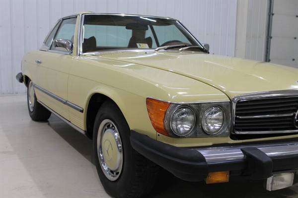 1974 Mercedes Benz 450SL - cars & trucks - by dealer - vehicle... for sale in Fort Wayne, IN – photo 4