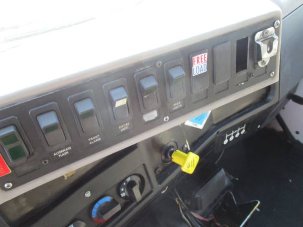 2000 International 4700 DT 4700 CRANE TRUCK CREW CAB for sale in south amboy, NJ – photo 23