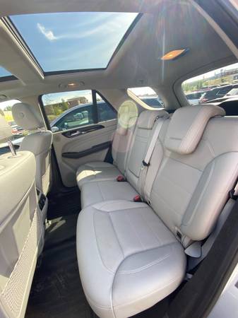 Mercedes ML 350 AWD - 2015 - cars & trucks - by dealer - vehicle... for sale in Pullman, WA – photo 8