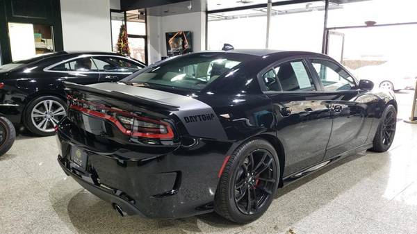 2018 Dodge Charger R/T Scat Pack RWD - Payments starting at $39/week... for sale in Woodbury, NJ – photo 4