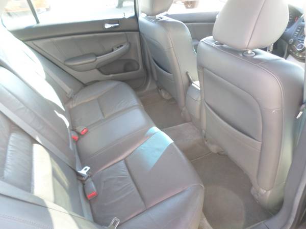 2005 Honda Accord EX V-6 Sedan AT BUY HERE PAY HERE - cars & trucks... for sale in High Point, NC – photo 15