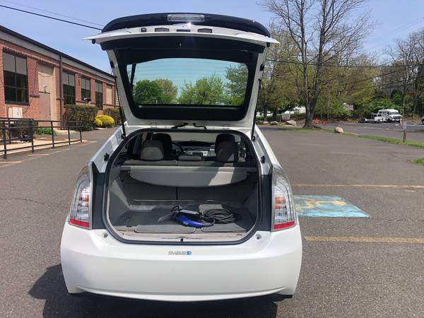 2014 Toyota Prius Plug-in Hybrid, Clean Carfax - - by for sale in Philadelphia, PA – photo 11