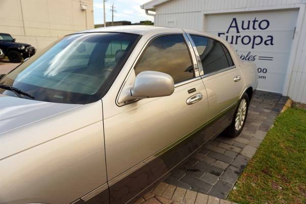 2003 Lincoln Town Car Signature - Low Miles, Immaculate Condition, Lea for sale in Naples, FL – photo 24