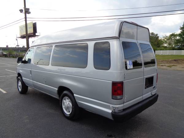 2008 FORD E-250 PASSENGER VAN! 1-OWNER, WHEEL CHAIR ACCESSIBLE!! for sale in PALMYRA, DE – photo 9