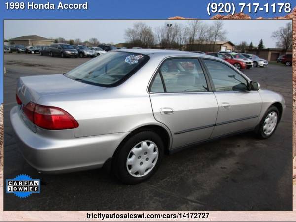 1998 HONDA ACCORD LX 4DR SEDAN Family owned since 1971 - cars & for sale in MENASHA, WI – photo 5