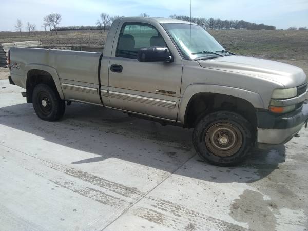 2002 Chevy Silverado 2500 for sale in Marshall, MN – photo 3