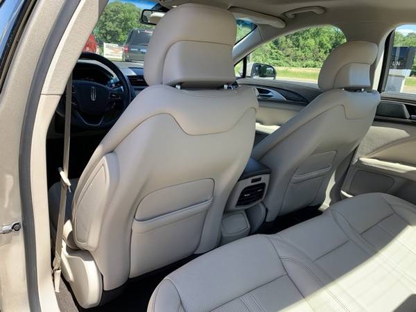 2017 Lincoln MKZ Reserve - - by dealer - vehicle for sale in Minden, LA – photo 10
