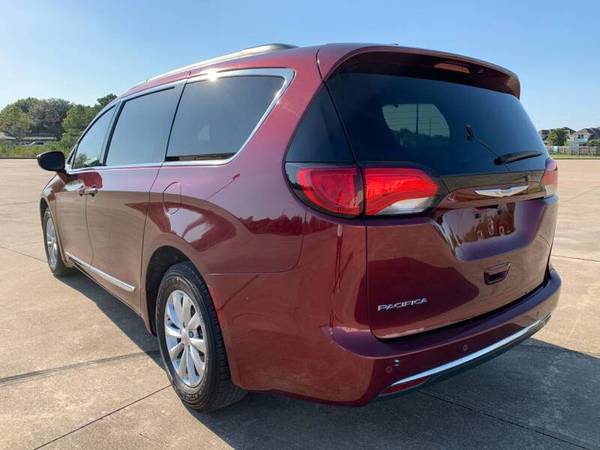2017 CHRYSLER PACIFICA TOURING PLUS 2500DOWN - - by for sale in Houston, TX – photo 2