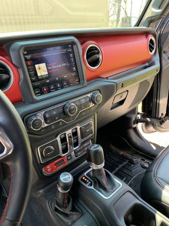 2018 Jeep Rubicon JL for sale in Victor, NY – photo 8