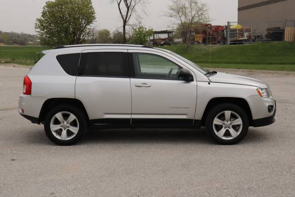 2012 Jeep Compass Sport CLEAN TITLE W/127K MILES ONLY - cars & for sale in Omaha, NE – photo 7
