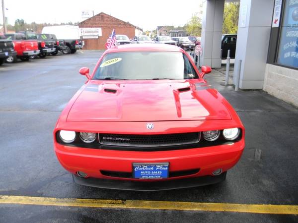 2009 Dodge Challenger RT 5 7L V8 HEMI POWERED WITH 6-SPEED MANUAL for sale in Plaistow, MA – photo 3
