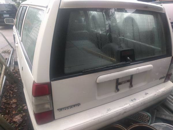 1997 Volvo 960 Wagon needs loving home for sale in Fairfield, CT – photo 2