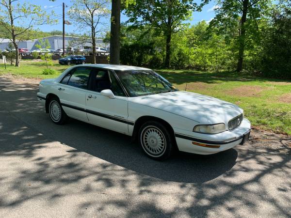BUICK LESABRE LIMITED LO MILES SHOWROOM TEMP TAG READY - cars & for sale in Bridgewater, NJ – photo 2