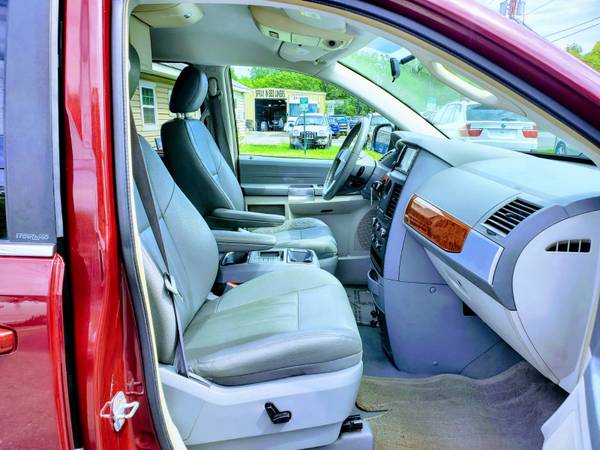 2008 CHRYSLER TOWN & COUNTRY TOURING *1-OWNER*⭐+FREE 6 MONTHS... for sale in Front Royal, VA – photo 16