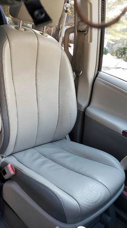 2012 Toyota Sienna Limited BraunAbility wheelchair mobility package for sale in Easton, MA – photo 7