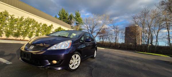 09 Honda Fit Sport Automatic 1owner/ - by dealer for sale in East Hartford, CT – photo 3