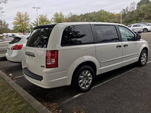 2008 Chrysler Town & Country - Financing Available! for sale in DELRAN, NJ – photo 4