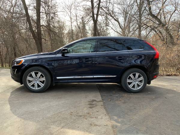 2016 Volvo XC60 T6 AWD - cars & trucks - by owner - vehicle... for sale in Perham, MN – photo 5