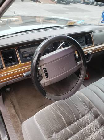 1990 grand marquis - cars & trucks - by owner - vehicle automotive... for sale in Montgomery Village, District Of Columbia – photo 3