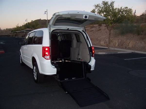 2016 Dodge Grand Caravan SE Wheelchair Handicap Mobility Van - cars... for sale in Phoenix, UT – photo 3