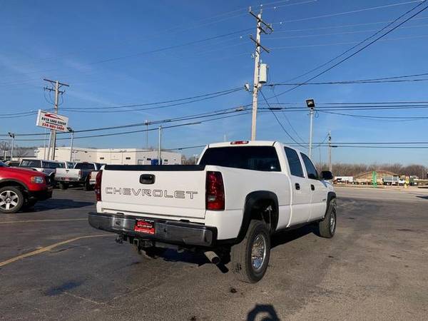 2004 Chevrolet Silverado 2500 HD Crew Cab - - by for sale in Palatine, WI – photo 3