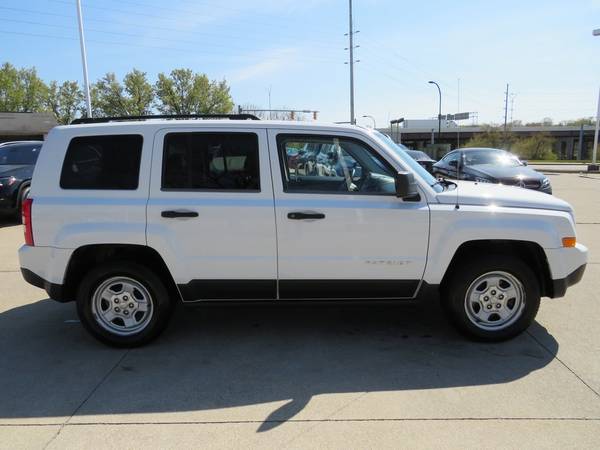 2014 Jeep Patriot Sport - - by dealer - vehicle for sale in Akron, OH – photo 7
