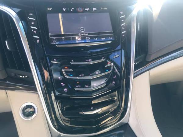 2017 Cadillac Escalade Luxury 4WD for sale in Flint, MI – photo 22